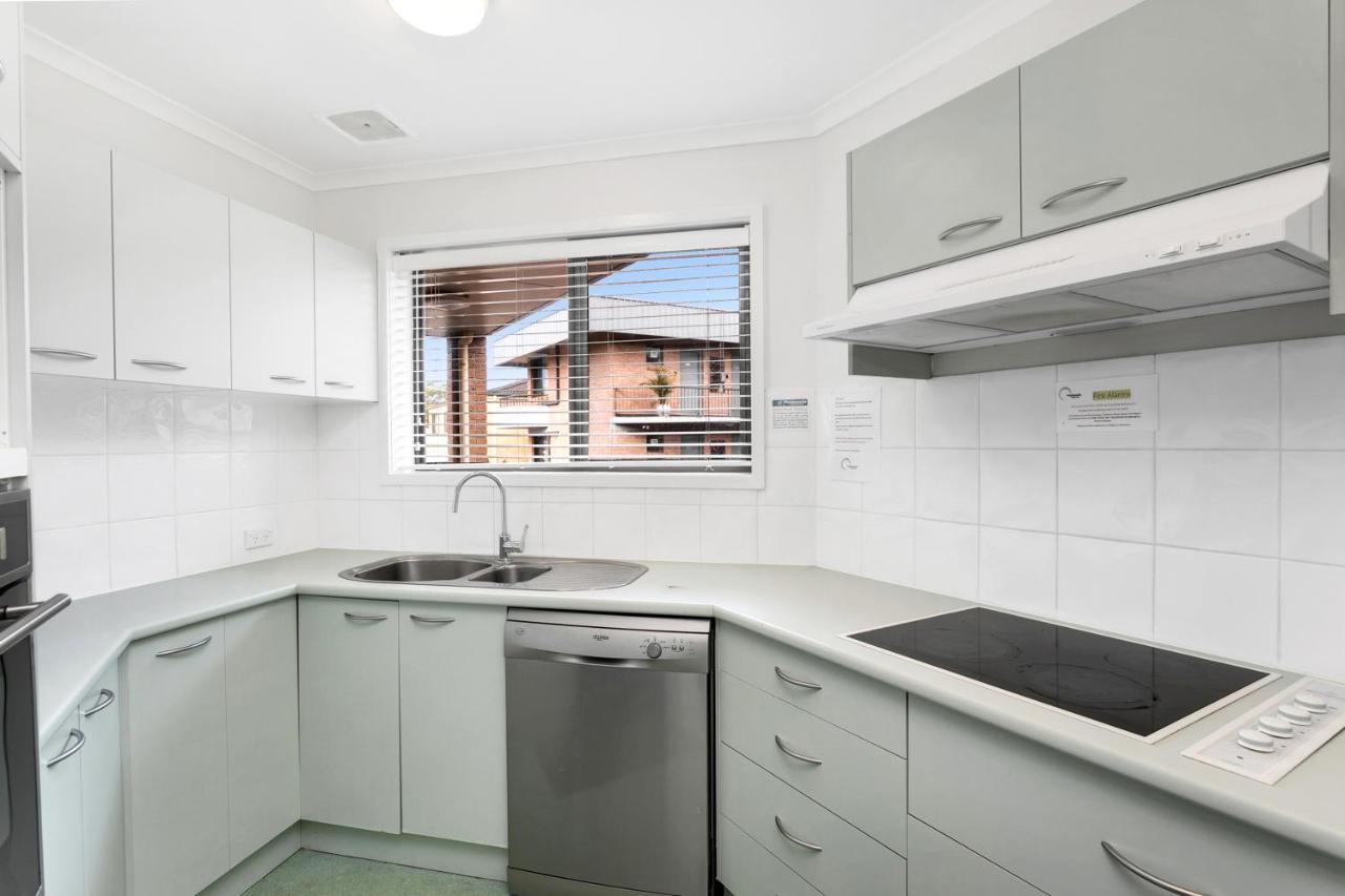 Peninsula Nelson Bay Motel And Serviced Apartments Exteriör bild