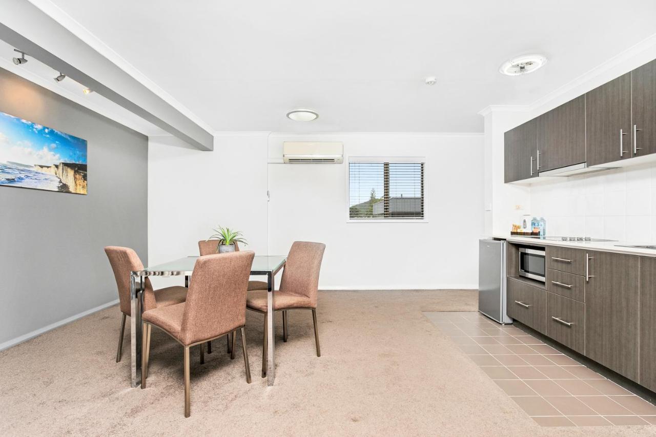Peninsula Nelson Bay Motel And Serviced Apartments Exteriör bild