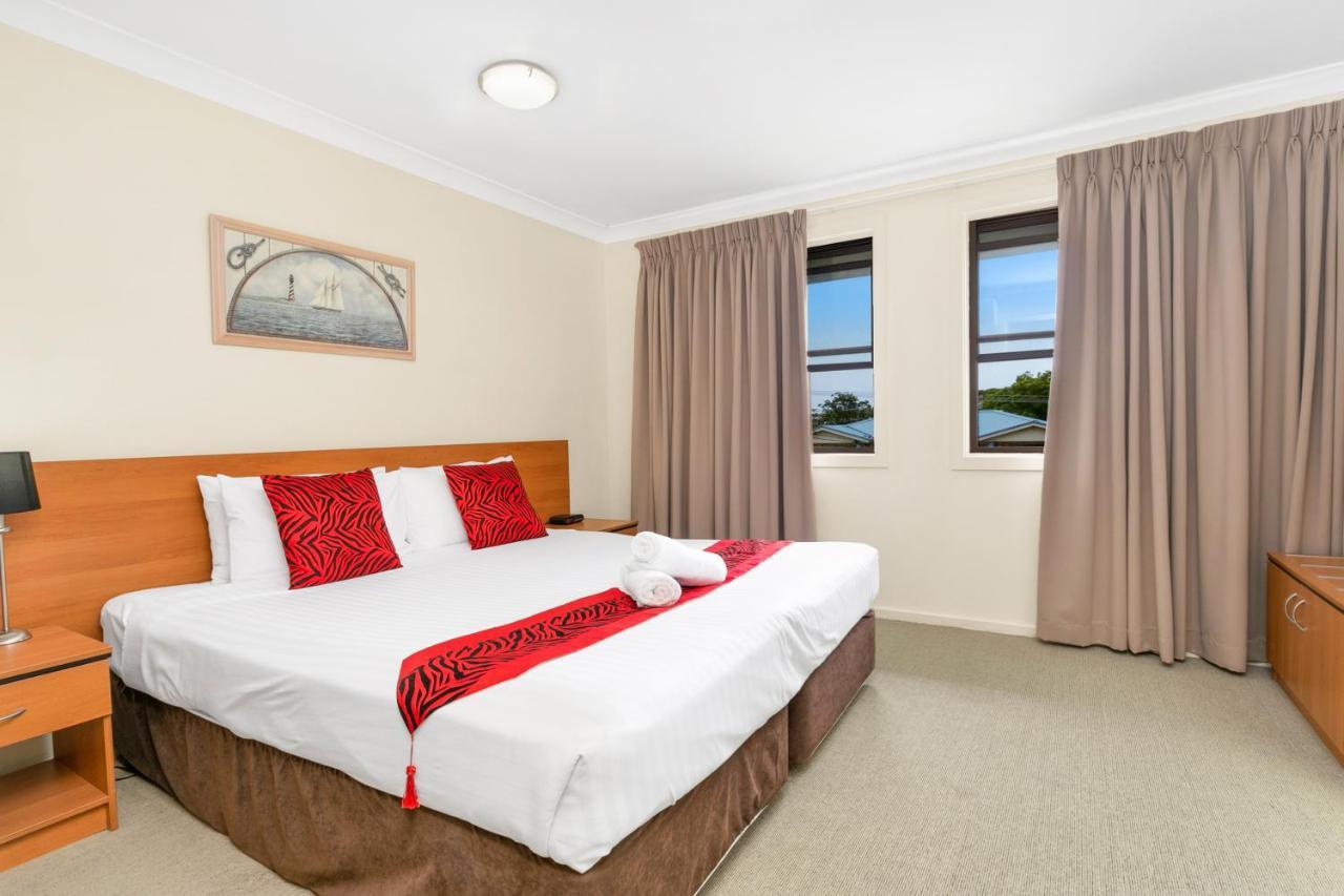 Peninsula Nelson Bay Motel And Serviced Apartments Exteriör bild