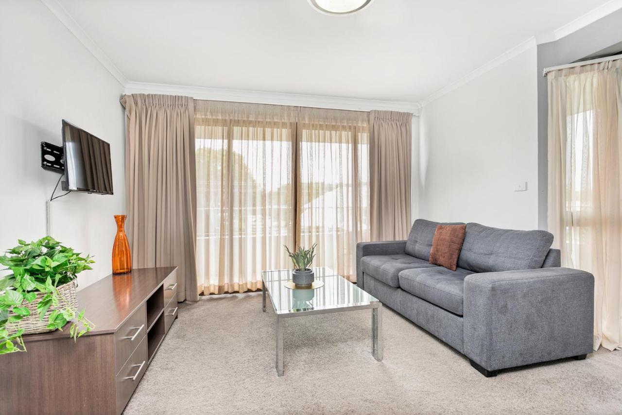 Peninsula Nelson Bay Motel And Serviced Apartments Exteriör bild