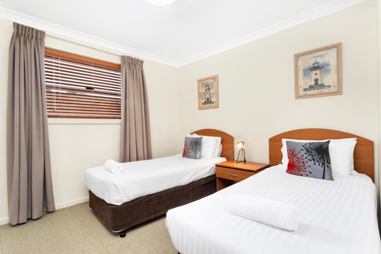 Peninsula Nelson Bay Motel And Serviced Apartments Exteriör bild