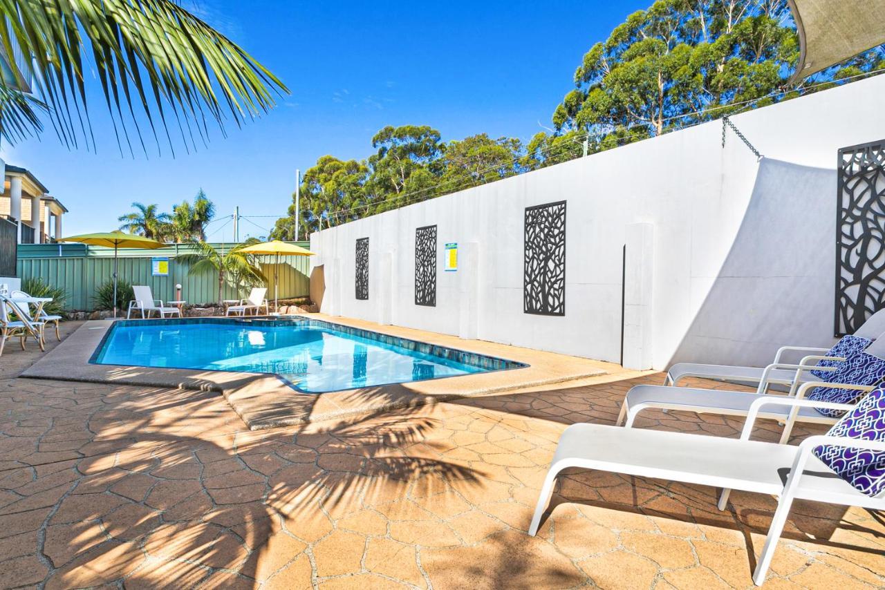 Peninsula Nelson Bay Motel And Serviced Apartments Exteriör bild